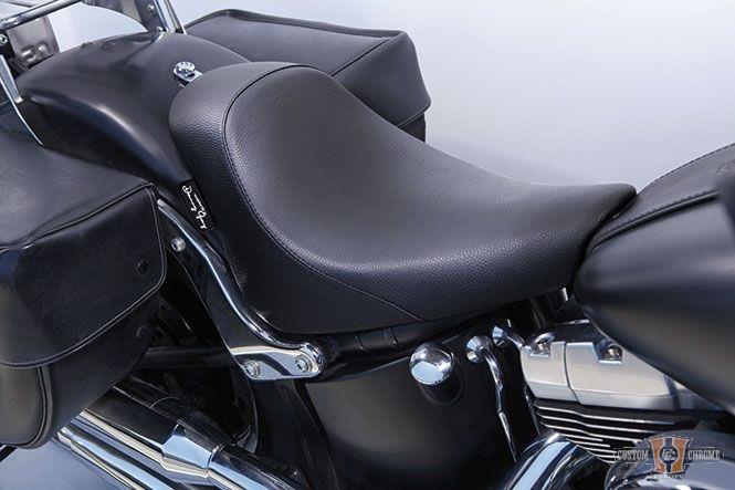 Danny Gray IST Minimalist Solo Seat for Softail models, Vinyl